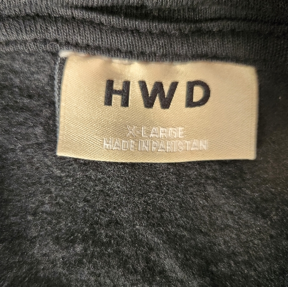 NWT Men's Halfway Dead Logo Hoodie - Picture 3 of 5